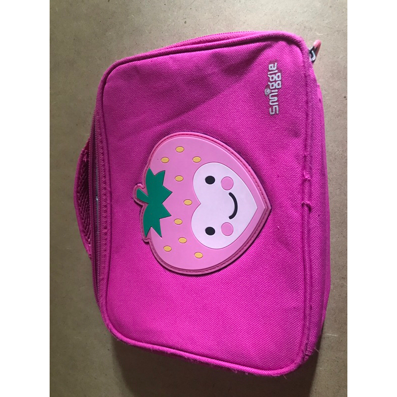 Preloved lunch box smiggle