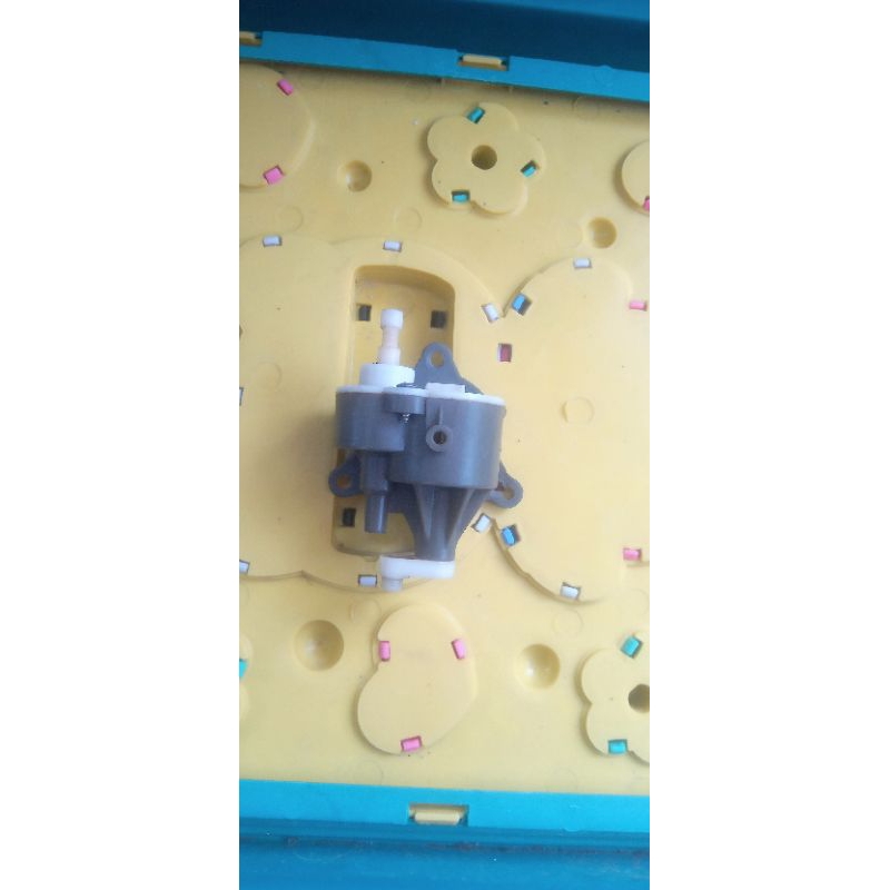 Gerbok kipas angin cosmos 16 inc