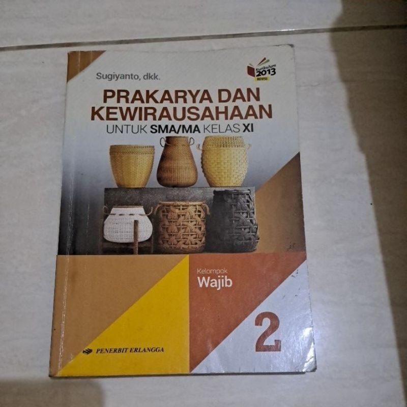 BUKU PAKET PKWU KELAS 11 SMA/MA BEKAS/PRELOVED