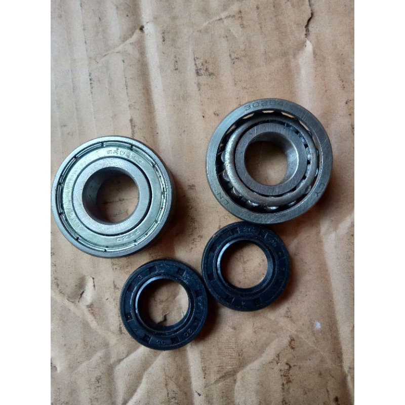 BEARING 6204..BEARING 30204 & SEAL 20.35.7 2pcs
