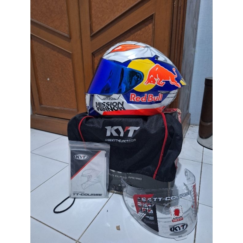 KYT TT COURSE REPAINT DOVI