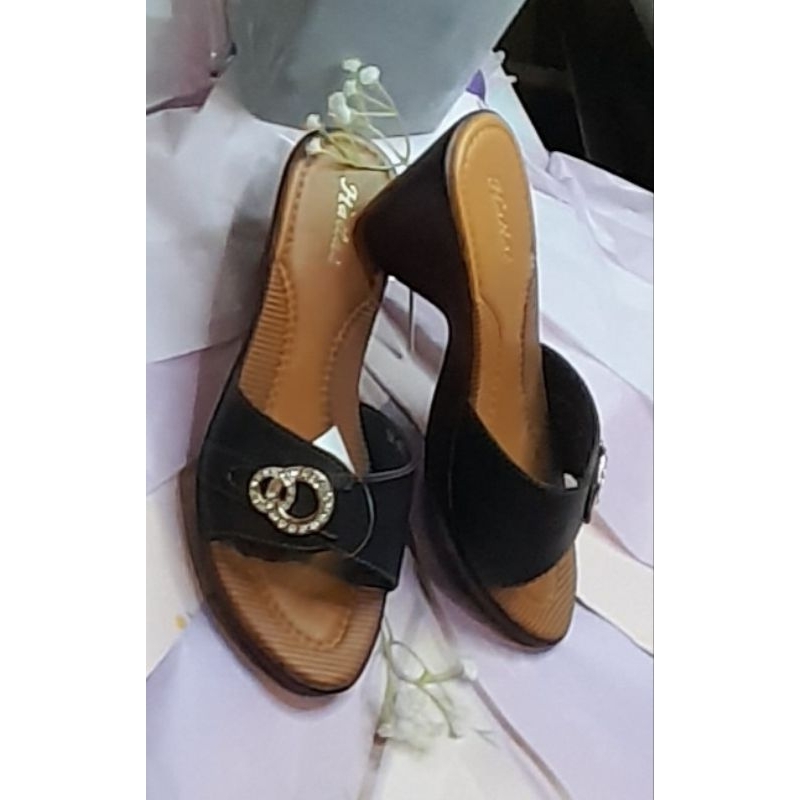 HAILAI HEELS WANITA KULIT 3CM ELEGAN