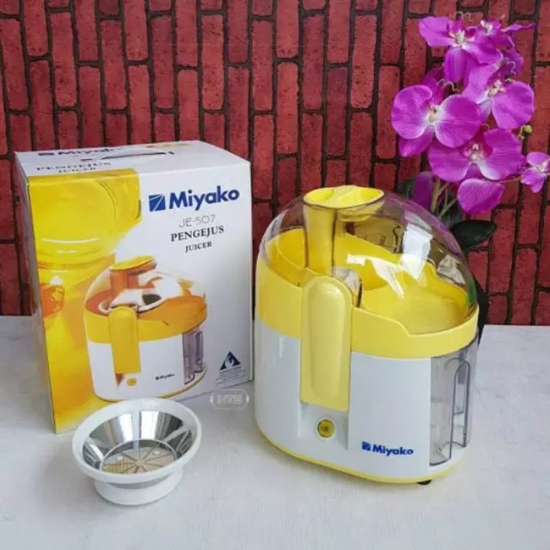 Juicer MIYAKO JE 507 600 ML Juicer Buah Miyako