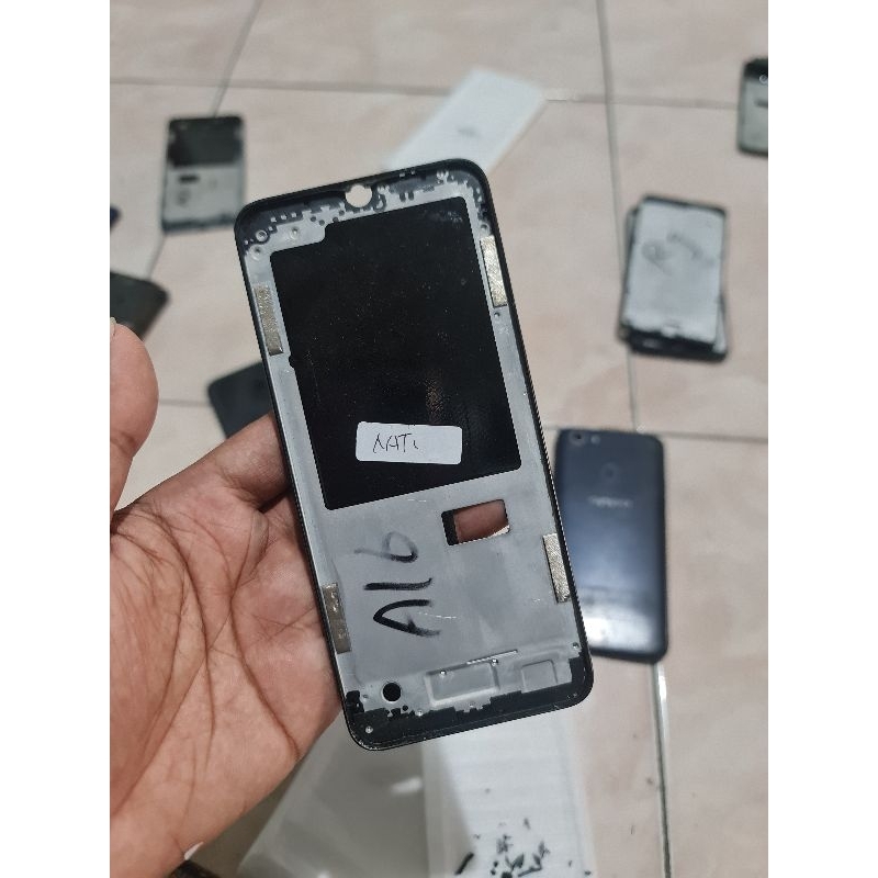 FRAME TULANGAN LCD TATAKAN LCD OPPO A16 ORI