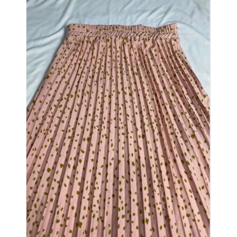 Rok Plisket Motif Terbaru Bintik