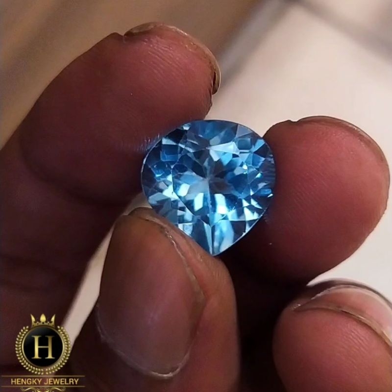 Batu Blue topaz Swiss Buat Liontin Tersayang