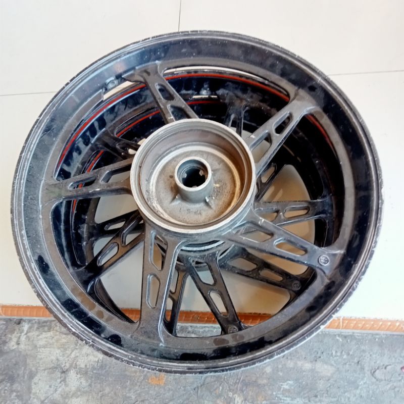 velg racing Yamaha Jupiter z belakang original