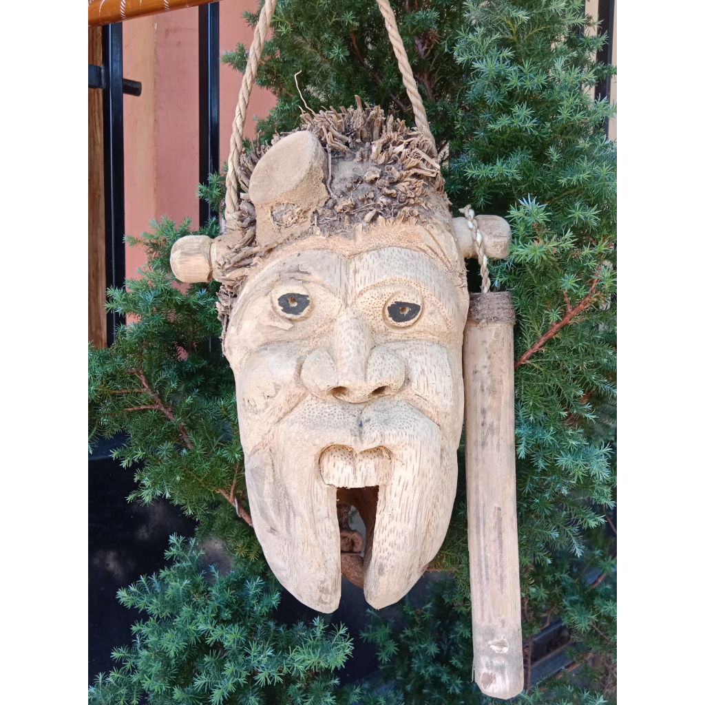 KENTONGAN Motif WAJAH Kentongan DARI Akar BAMBU