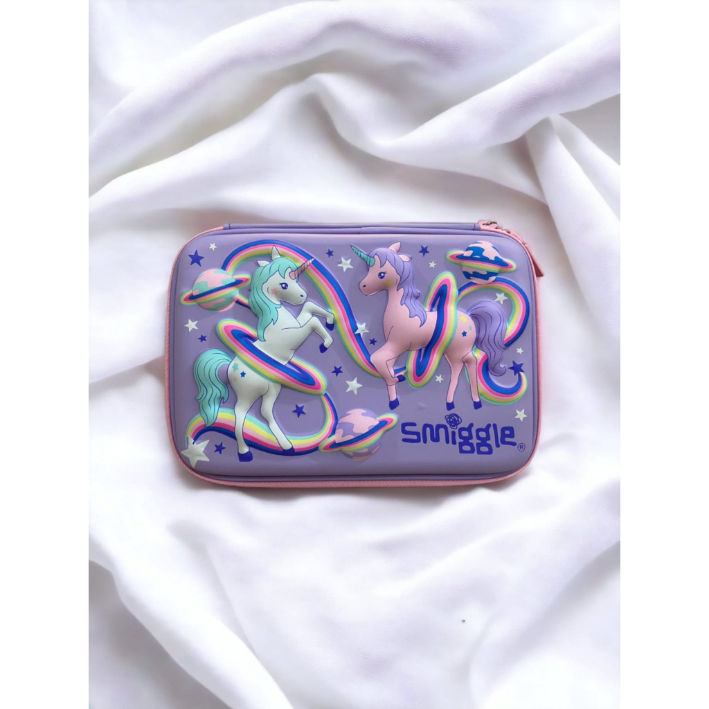 

Smiggle Pencil Case Hardtop Single Compartment - Beyond (Lilac & Pink Unicorns)