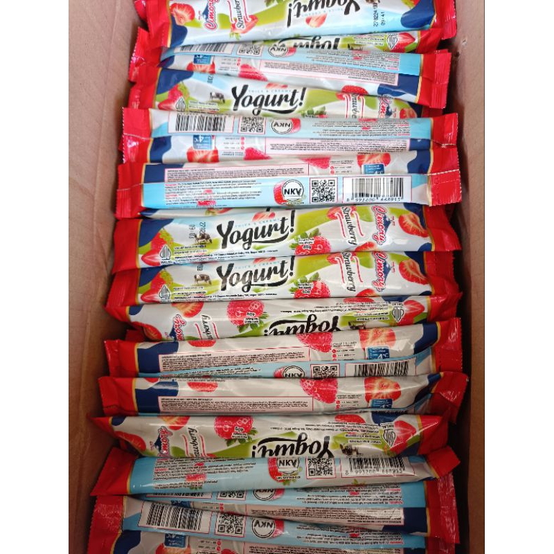 

Cimory Yoghurt Stick 40gr rasa Bluebary/Strawberry/Mangga/Original dan Brown Sugar