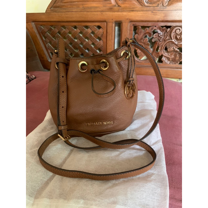 mk serut preloved