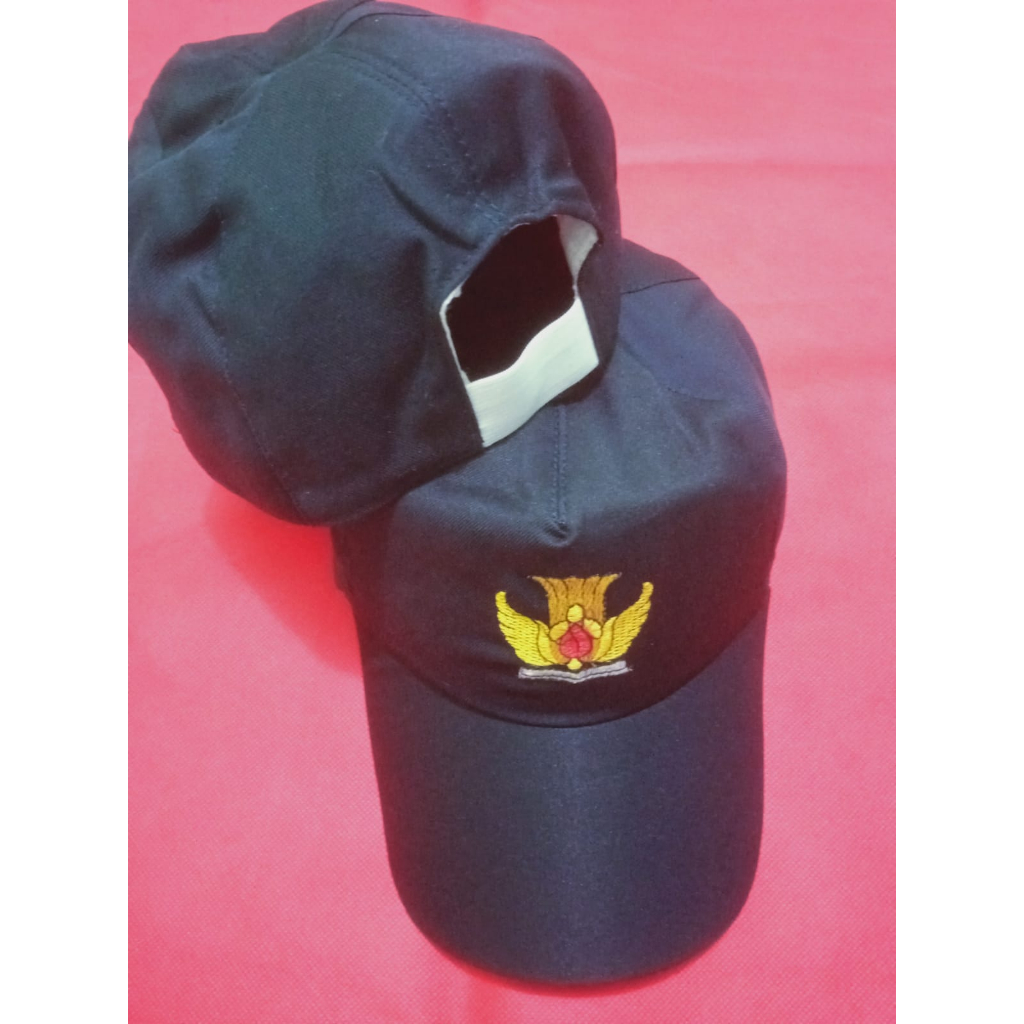 Topi SMP Biru Logo Bordir Kain Drill