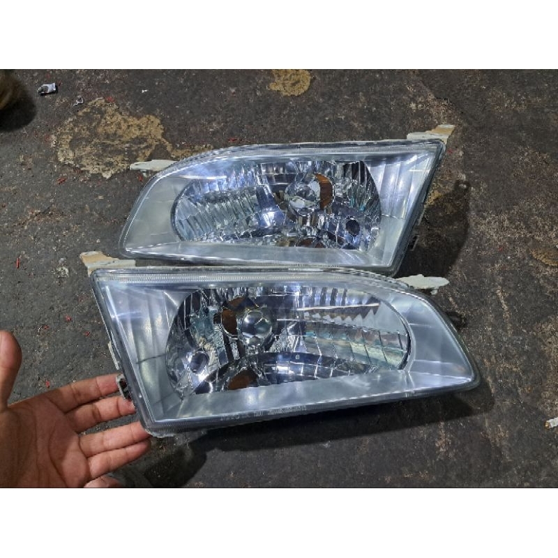 Headlamp Lampu Mobil Toyota All New Corolla AE112