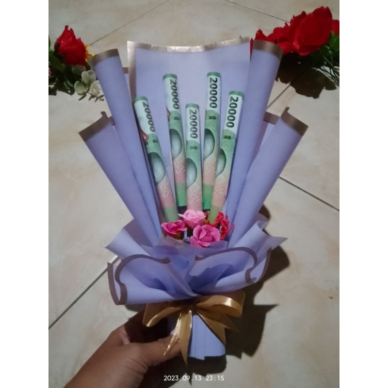 Buket uang kosong BENTUK ROLL, Buket wisuda, Buket Hadiah ulang tahun