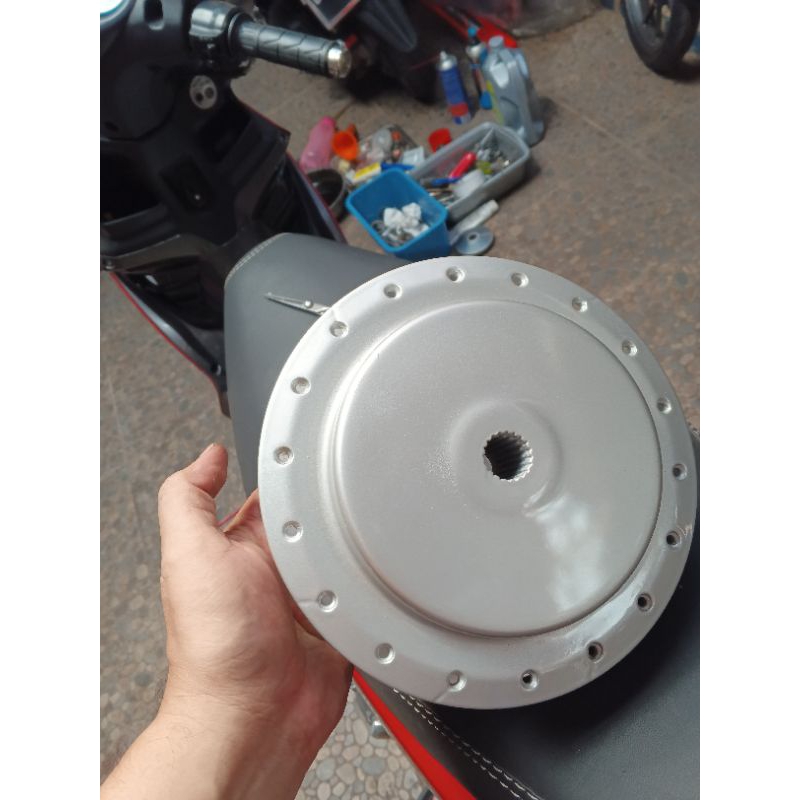 tromol belakang Suzuki spin as besar