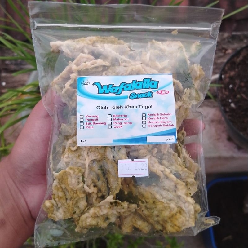 

Keripik Bayam crispy 100gr , bayam crispy