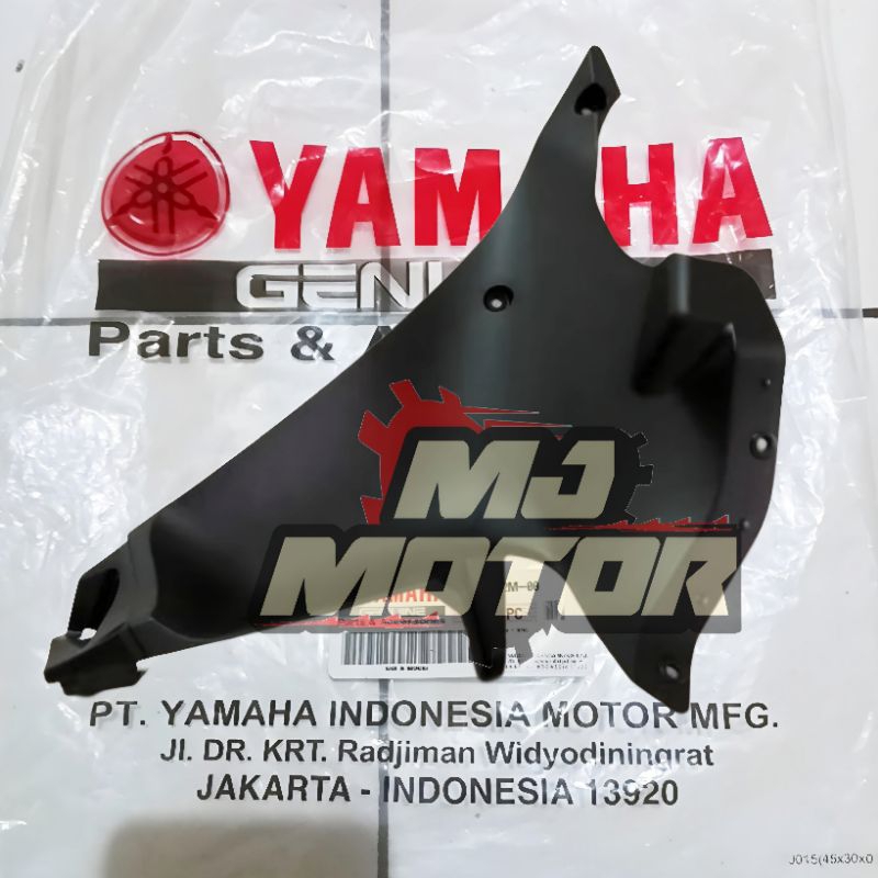 panel inner 1 atau cover sayap dalam atas kiri new r15 vva v3  ORIGINAL YGP BK6-F836K-00