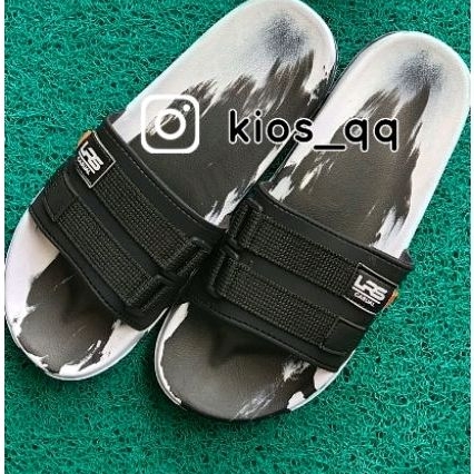 Sandal slip on hitam putih pria wanita sandal selop kekinian