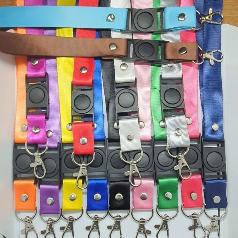 

Tali Lanyard Polos Gantungan ID Card 2cm Besi Kuat