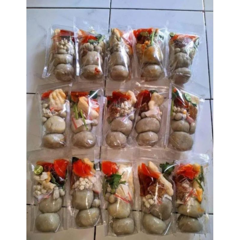 

Baso Aci Ayam Suwir & Tetelan Sapi