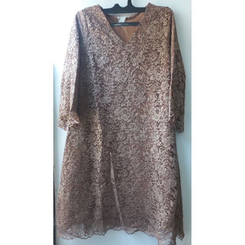 Midi Dress Baju Tunik Brukat Coklat Susu Preloved