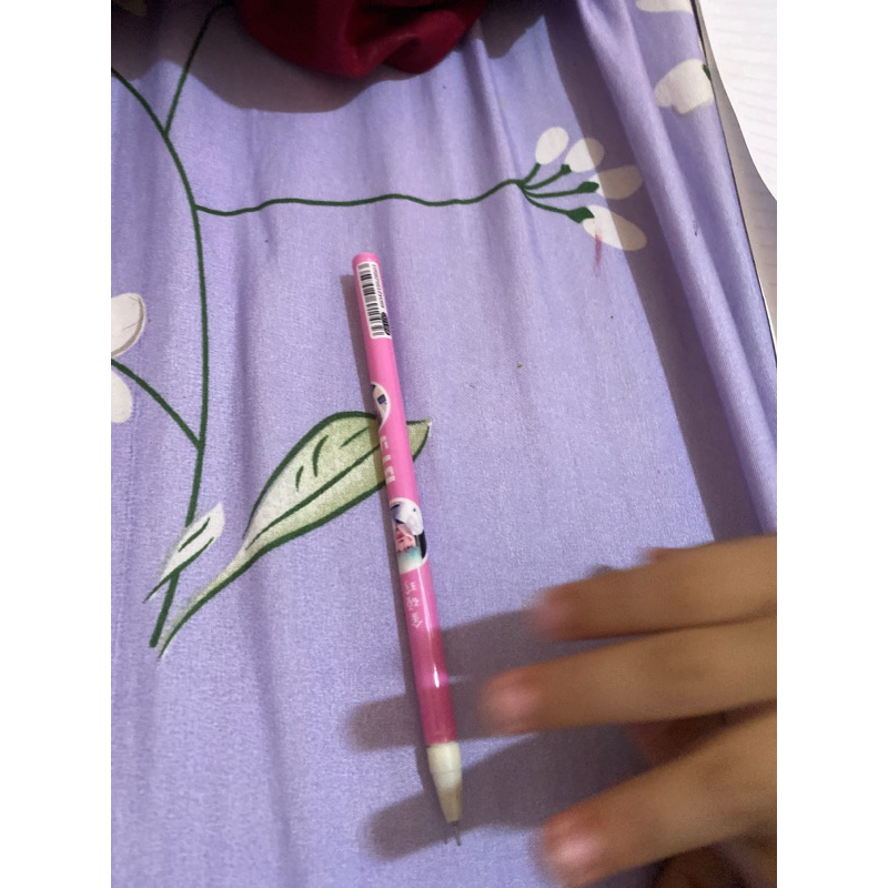 

pulpen nopnop pink noviaputri