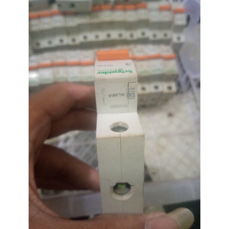 MCB Schneider C20 20A Domae