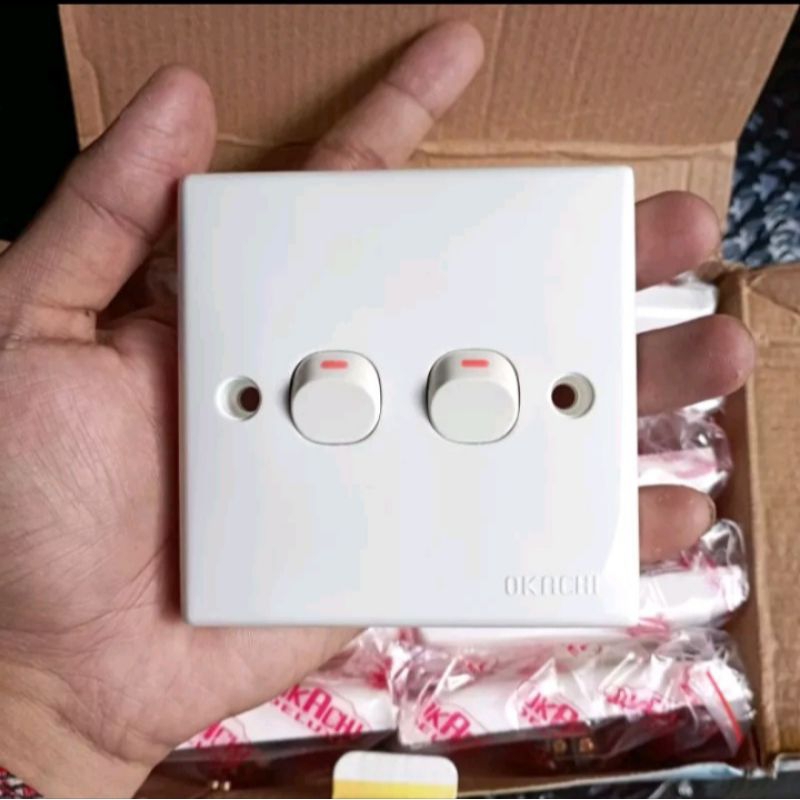 SAKLAR SERI TYPE CLIPSAL 2 TOMBOL 2 GANG SAKLAR MERK OKACHI