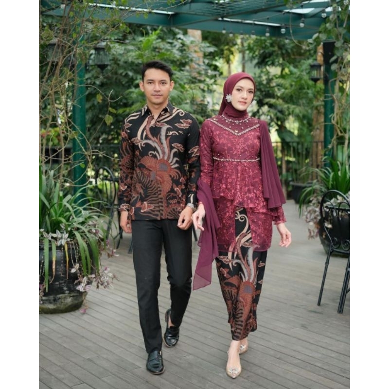 Baju batik couple kebaya wisuda tunangan pesta pernikahan seragam warna maroon