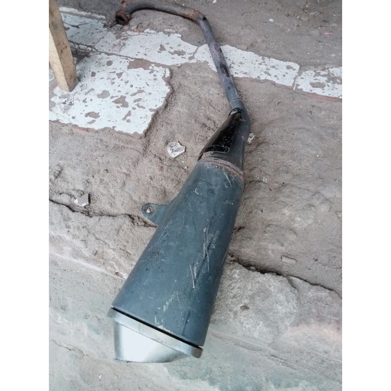 KNALPOT SETANDAR GSX R150/SUZUKI GSX R150.