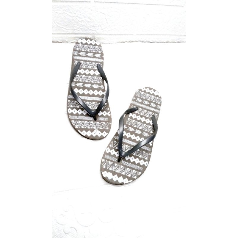 HEMAT Sandal Jepit Wanita Harga Perkodi/20 Pasang 2025