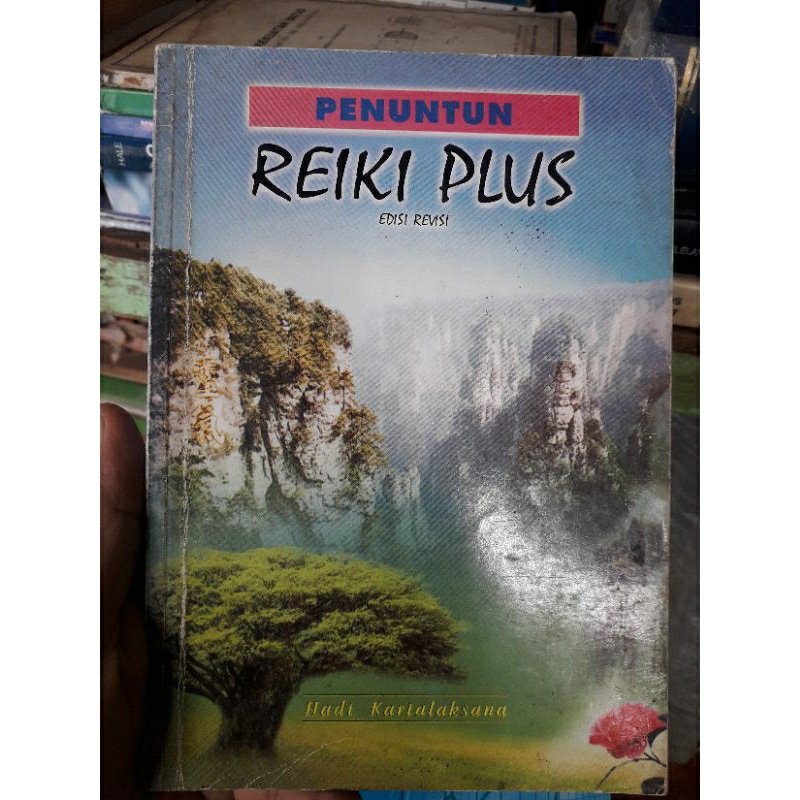 BUKU PENUNTUN REIKI PLUS