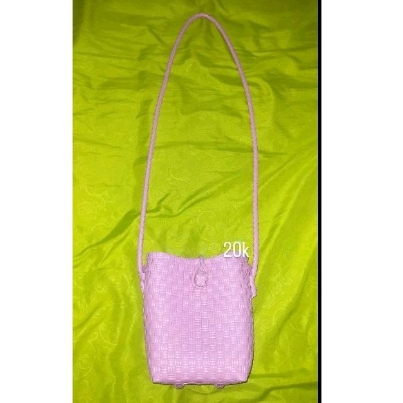 Preloved tas anyaman