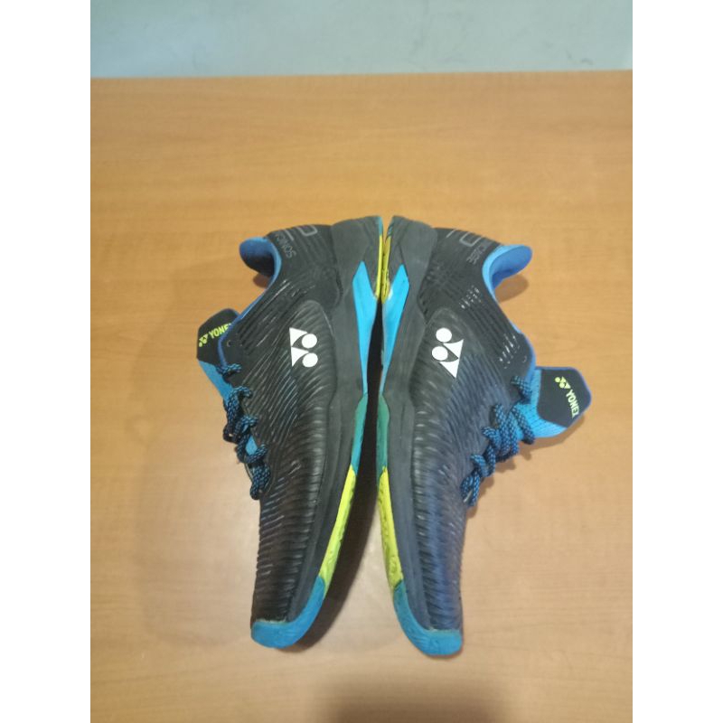 Sepatu Badminton / Tennis Yonex Sonicage 2 bekas like new size 41