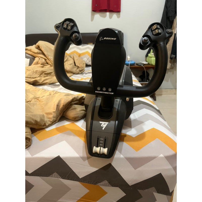 Thrustmaster Yoke Boeing Edition Second