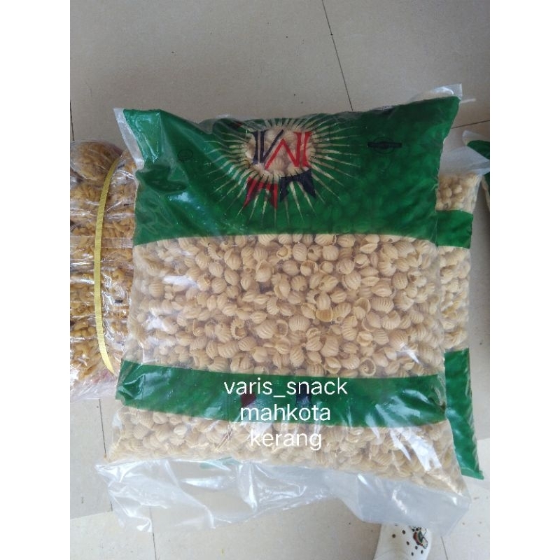 

kerupuk mahkota kerang/bal 5kg