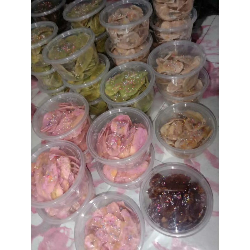 

keripik pisang- strawberry