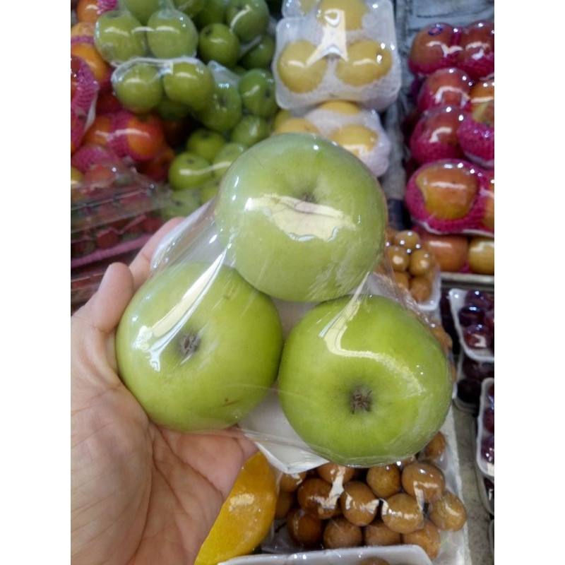 

Apel Malang Hijau Besar per pack isi 3