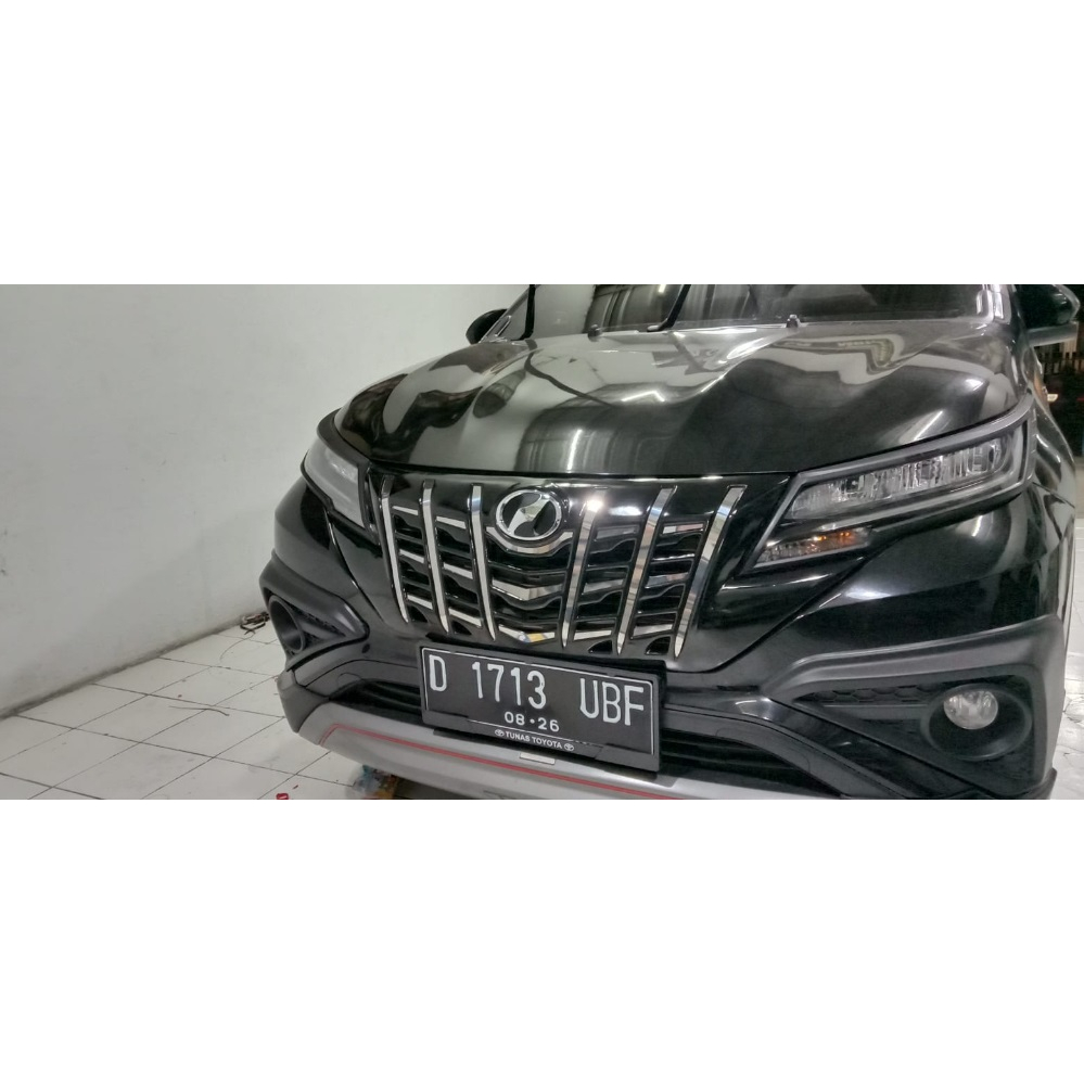 Grill depan mobil All new Rush 2018 2020 2021 2022 model Alphard hitam glossy