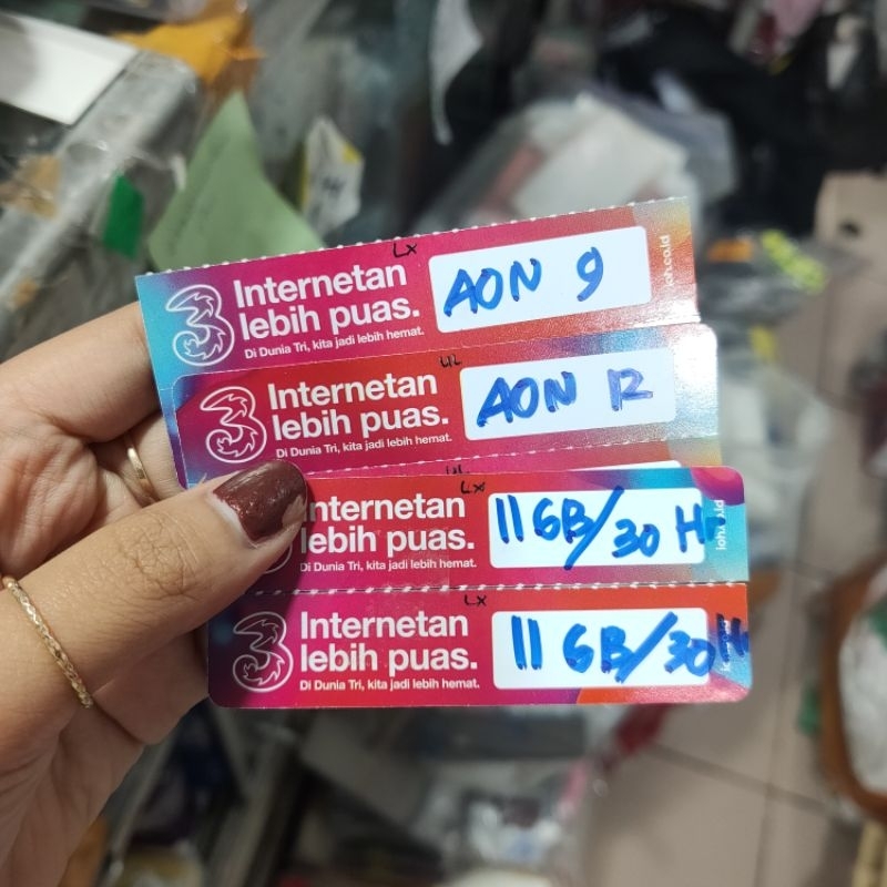 VOUCHER 3 THREE KUOTA AON HAPPY 30 hari 9 12 11 GB