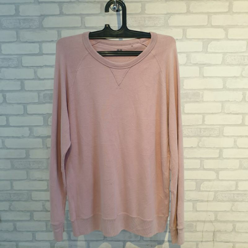 [Second] Sweater UNIQLO