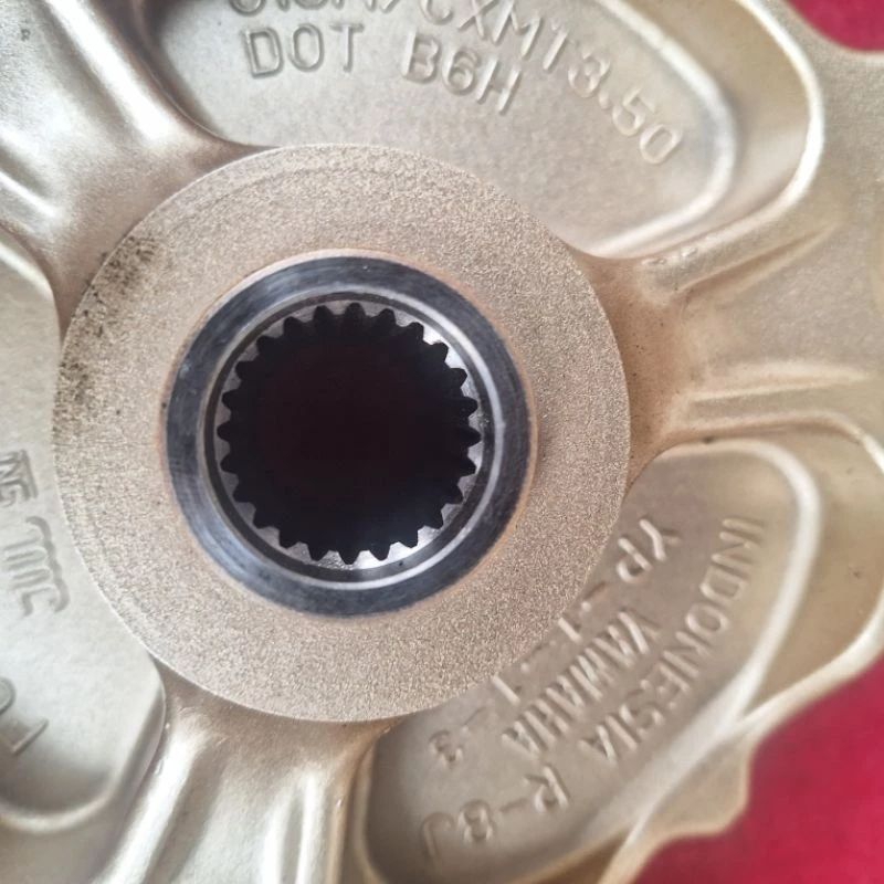 velg pelk pelek belakang yamaha Nmax New orisinil