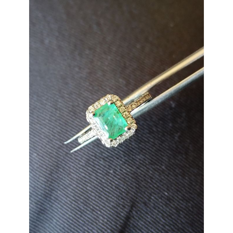 Natural emerald beryl/Zambrud Columbia