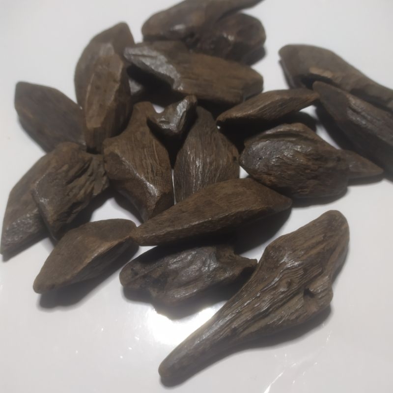 Gaharu Sanai Gaharu Sana'i Super Wangi Lembut Gaharu Bakar