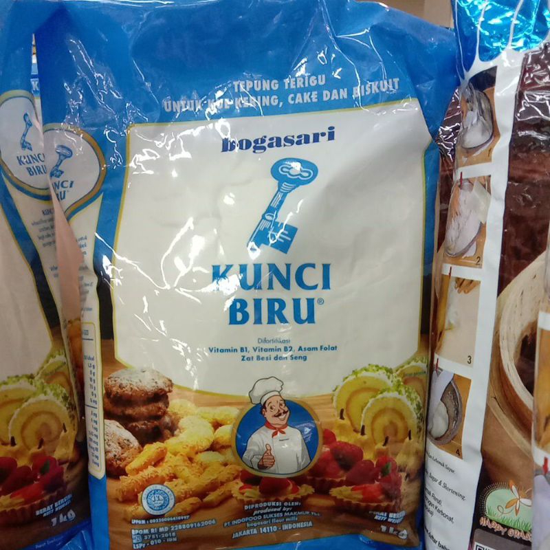 

KUNCI BIRU PREMIUM TEPUNG 1 KG / TEPUNG TERIGU SERBAGUNA