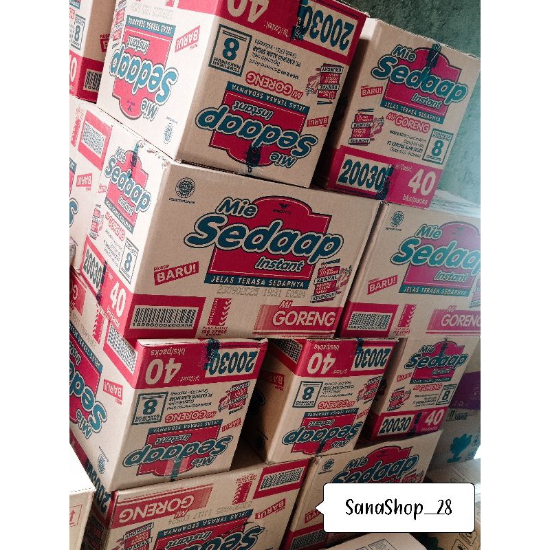 

mie instan mie sedaap goreng 1 dus isi 40 pcs