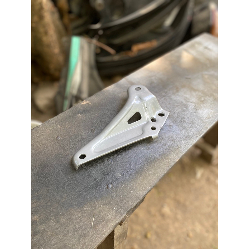 PANGKON KENALPOT BREKET KNALPOT DUDUKAN KNALPOT ASTREA PRIMA/STAR ORIGINAL SECOND SIAP PAKE