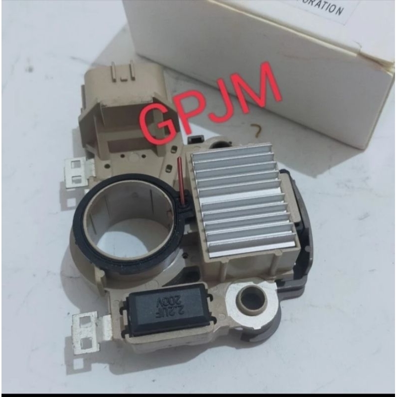 IC Regulator Alternator dinamo ampere Triton 2.5 Pajero T120ss Mpi T120ss Injection
