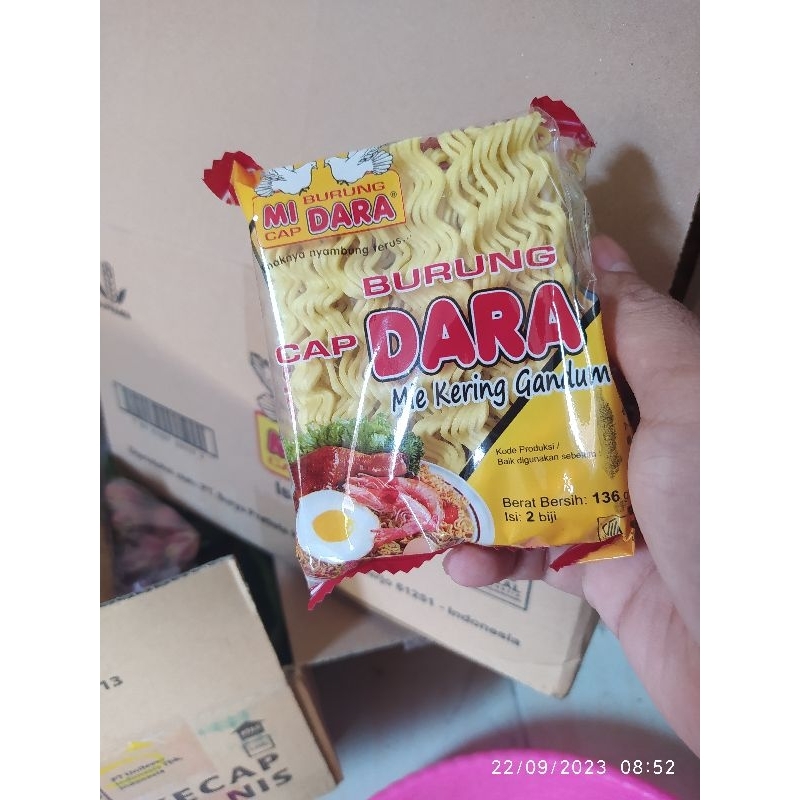 

Mie burung dara 136 gr Merah