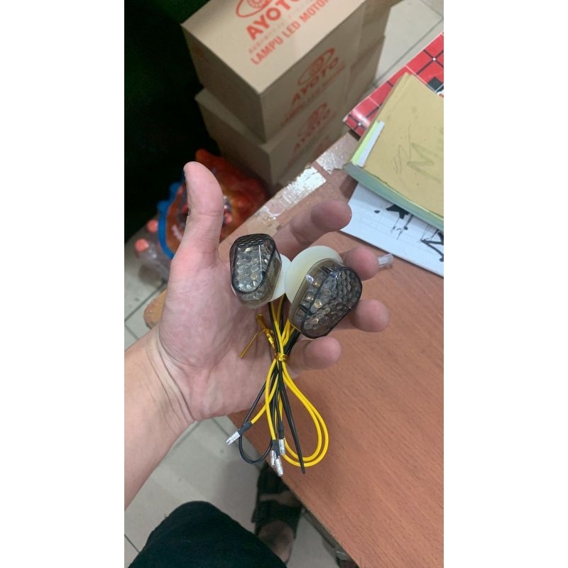 SEPASANG LAMPU SEIN SEN TEMPEL FEARING OVAL MINI GMA NINJA RR 250 CBR R15 R25 V3 V2 GSX WARRIOR LED 